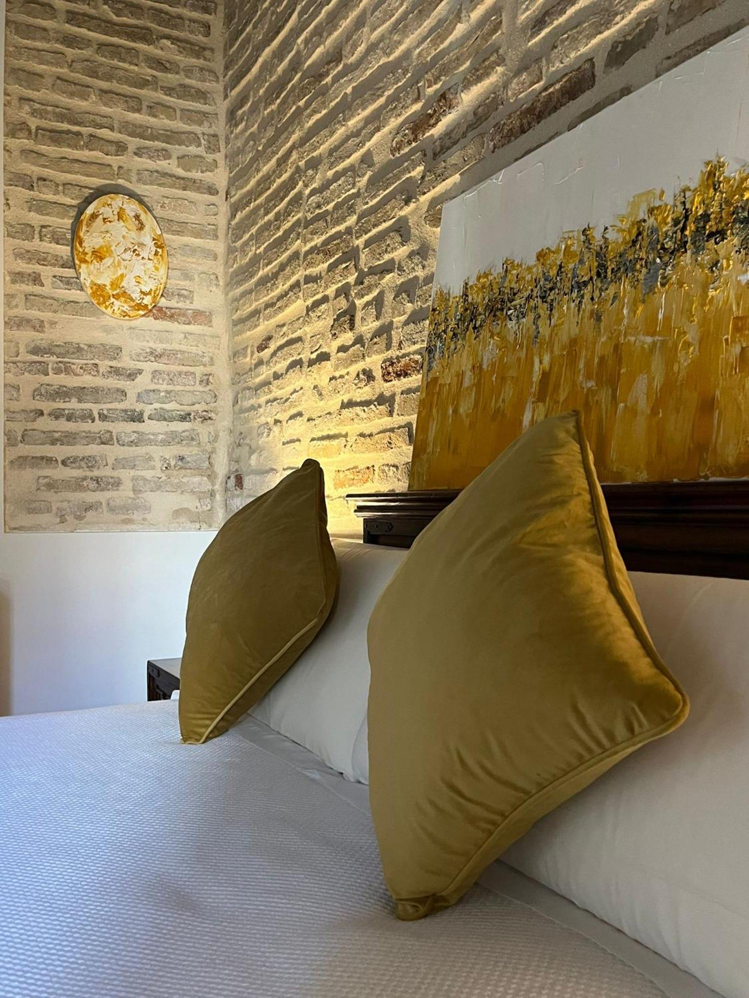 Clarisas Suites Carmona  Esterno foto